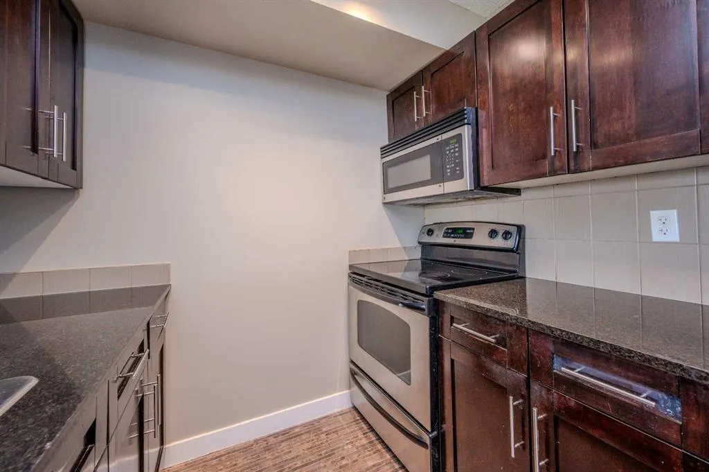 355 TARALAKE Way NE, #309