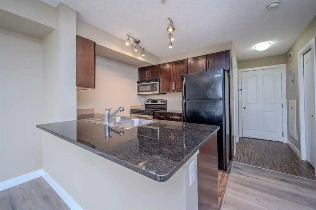 355 TARALAKE Way NE, #309