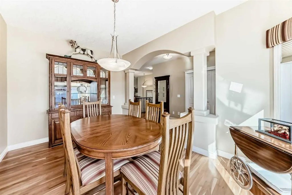 39 Arbour Estates Way NW