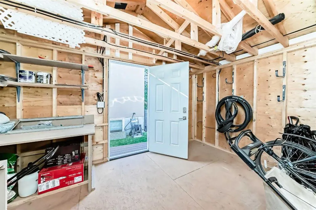 39 Arbour Estates Way NW