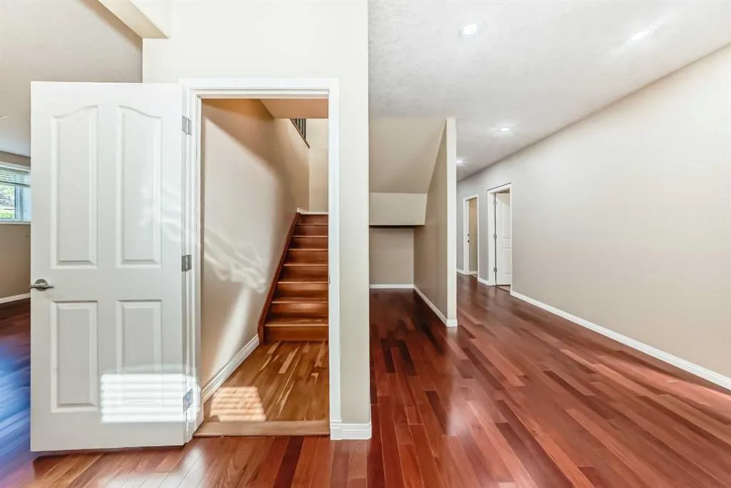 39 Arbour Estates Way NW