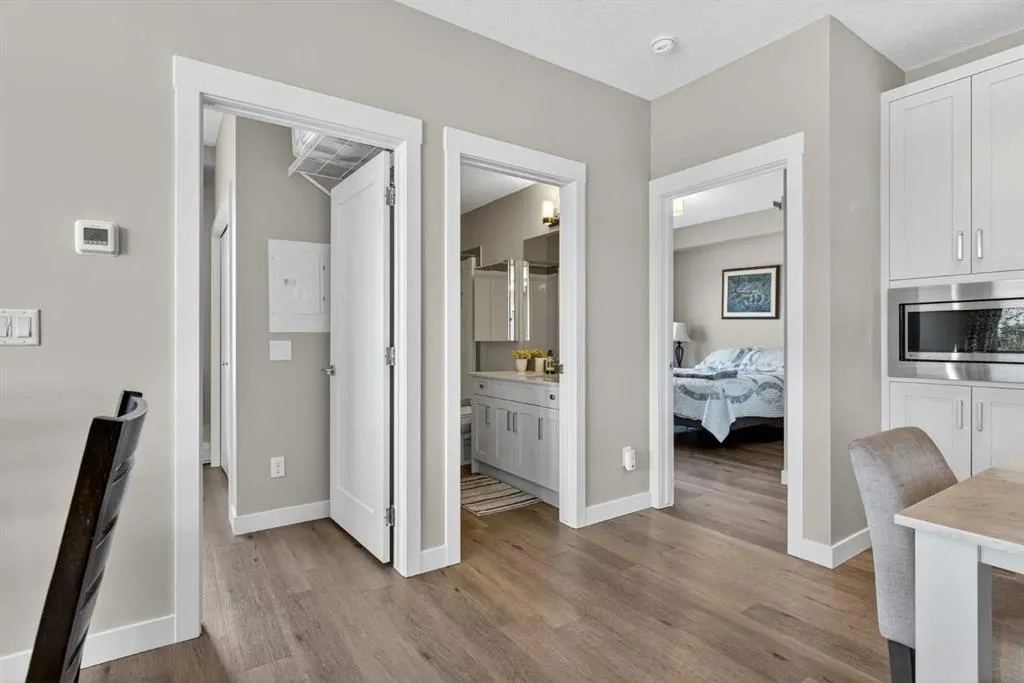 20 Walgrove Walk SE, #207