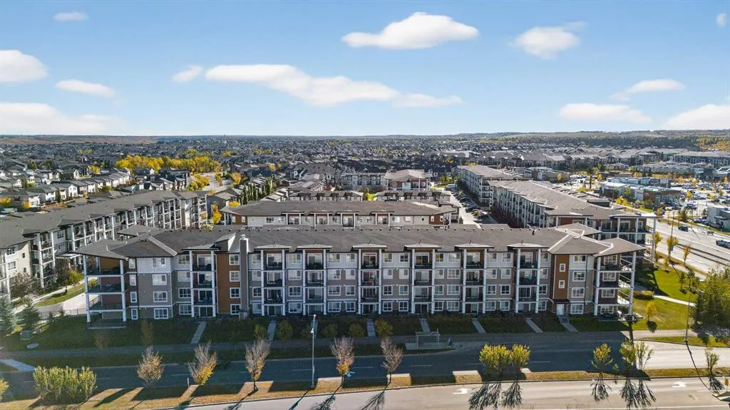 20 Walgrove Walk SE, #207