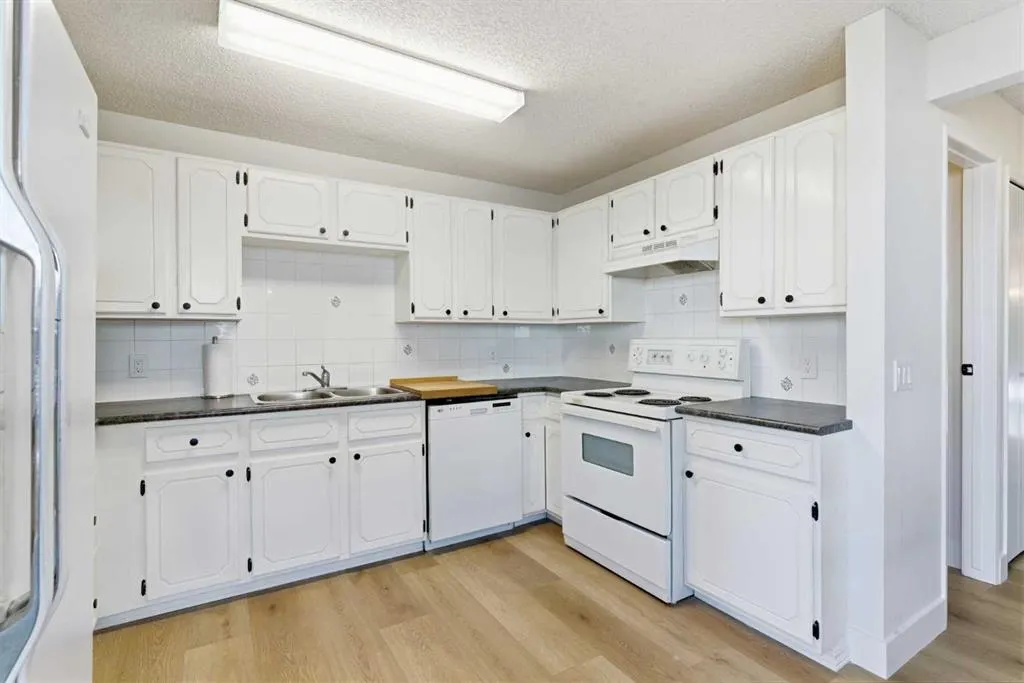 91 Deerfield Drive SE