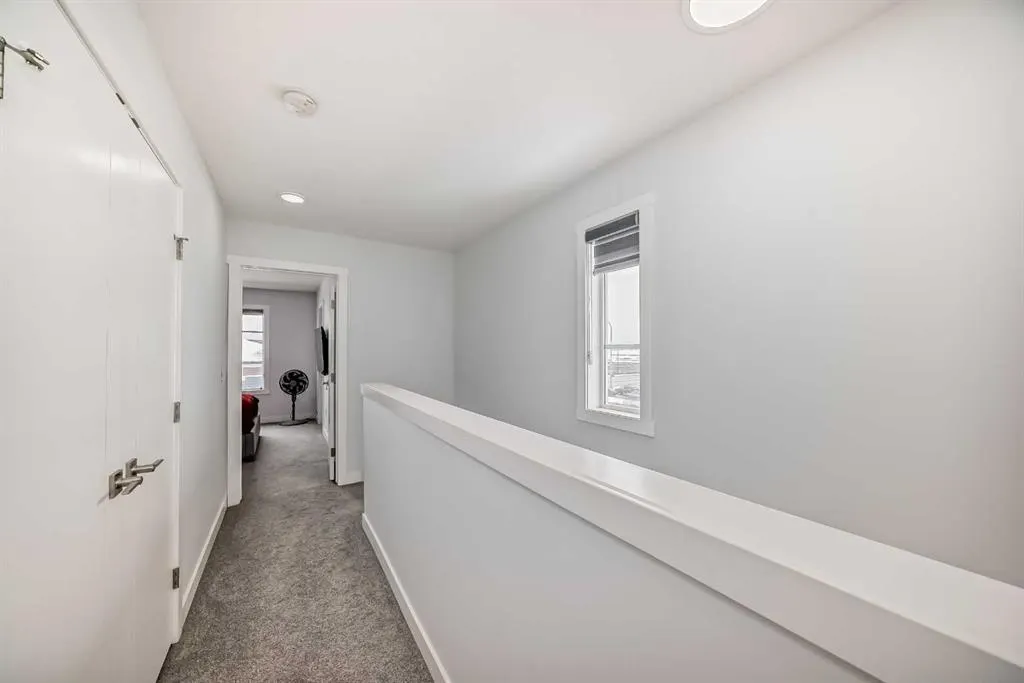 95 Skyview Close NE, #516