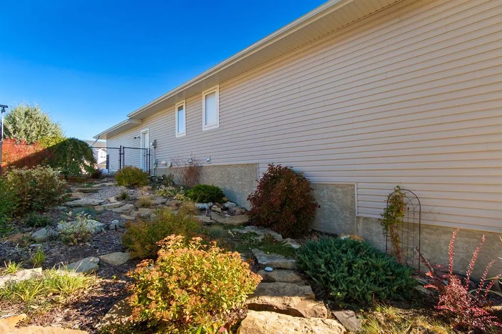 69 Deer Coulee Drive