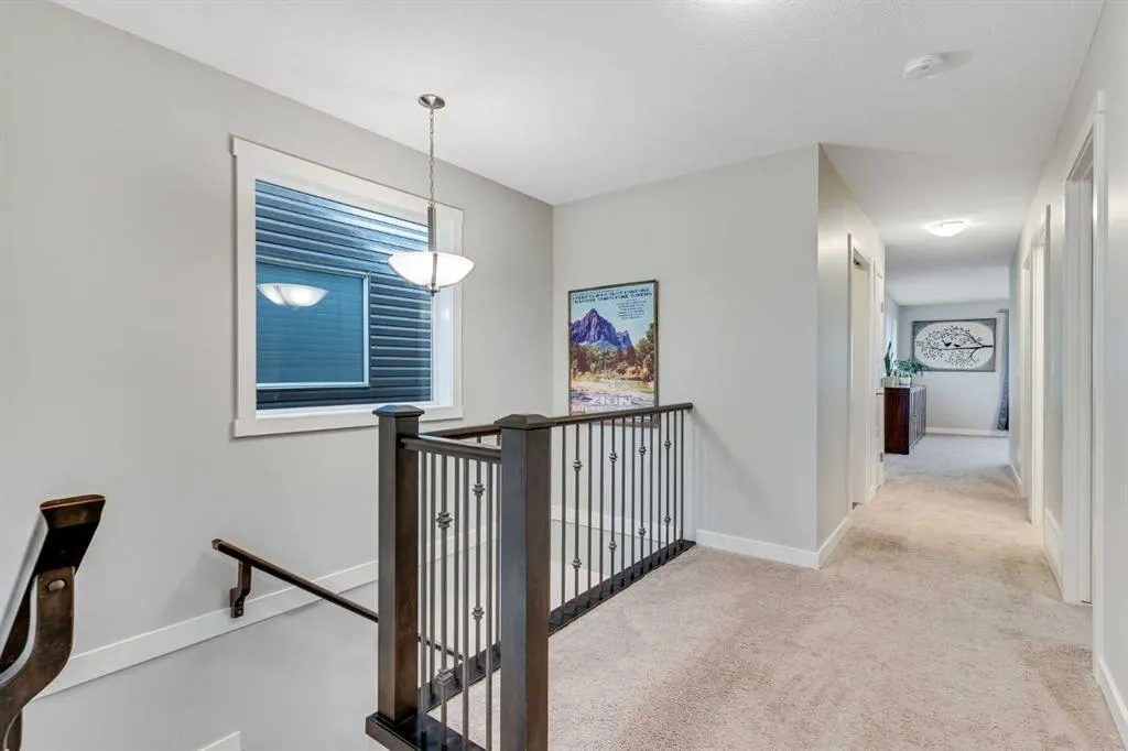 141 Williamstown Park NW