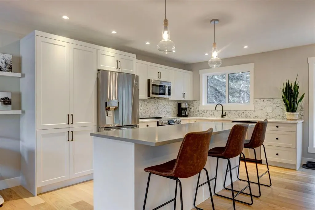 1106 Larch Place