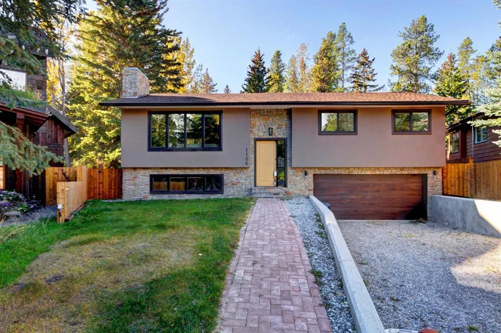 1106 Larch Place