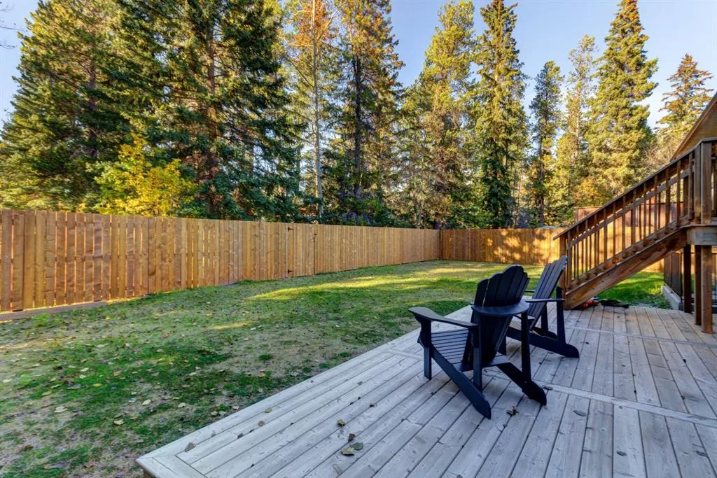 1106 Larch Place