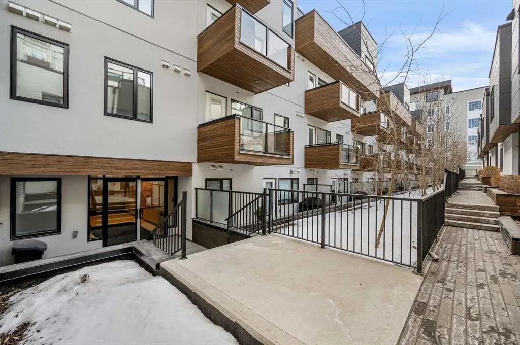 3375 15 Street SW, #111
