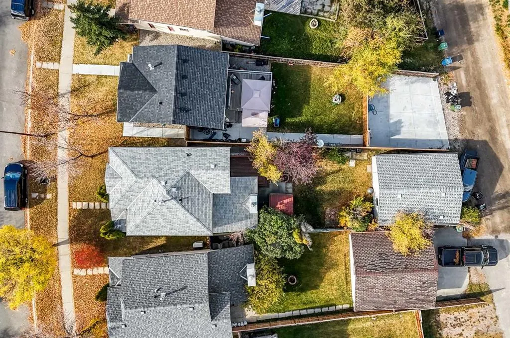 910 Erin Woods Drive SE