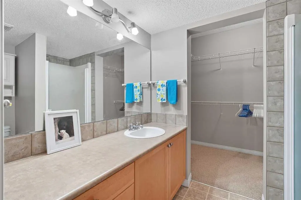 369 Rocky Vista Park NW, #29