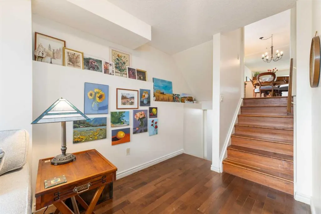 68 Macewan Glen Close NW