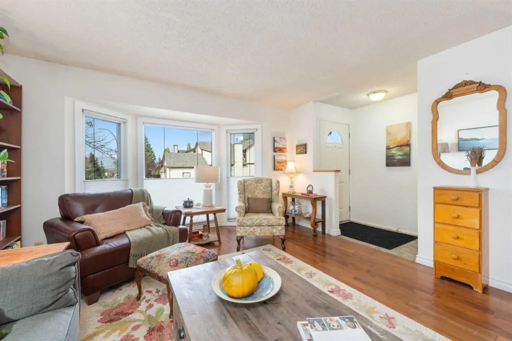 68 Macewan Glen Close NW