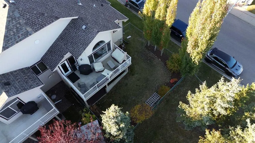 377 Crystalridge View