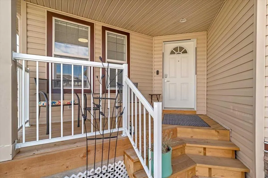 377 Crystalridge View