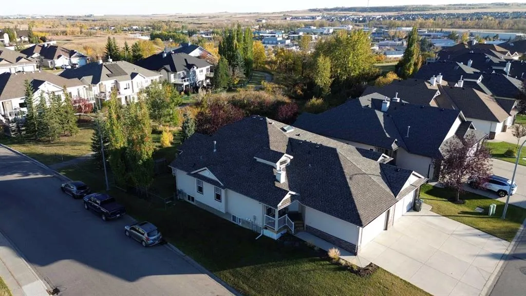 377 Crystalridge View