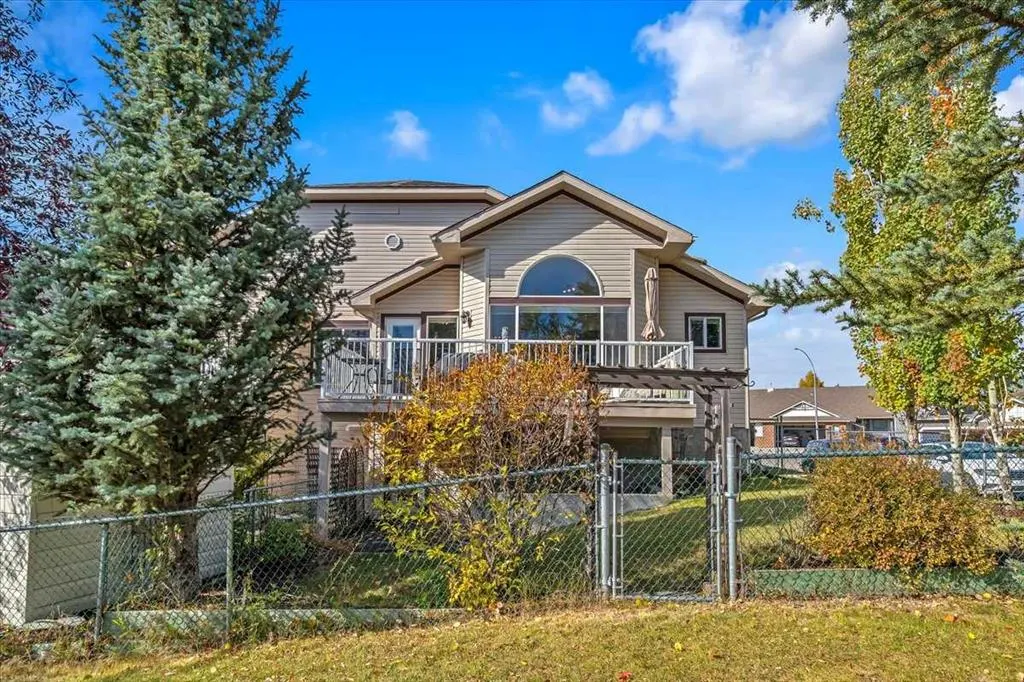 377 Crystalridge View