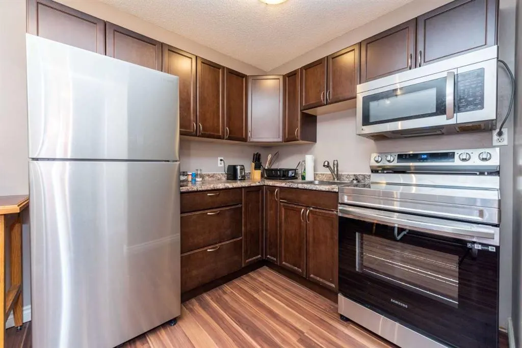 510 58 Avenue SW, #207