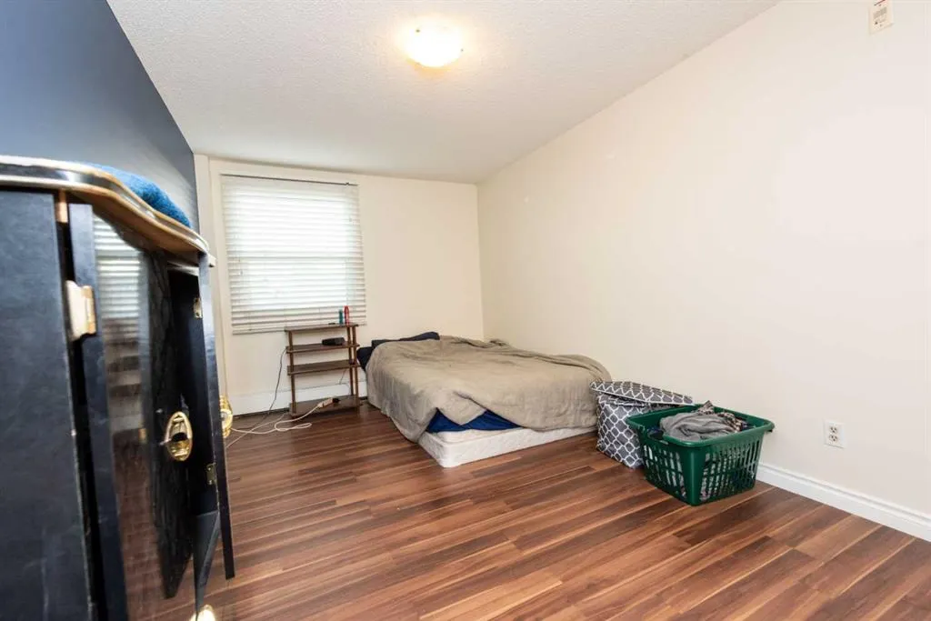 510 58 Avenue SW, #207
