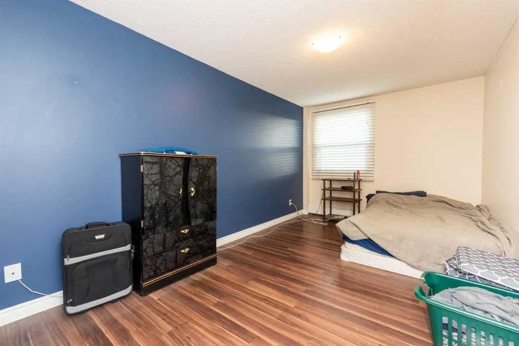 510 58 Avenue SW, #207