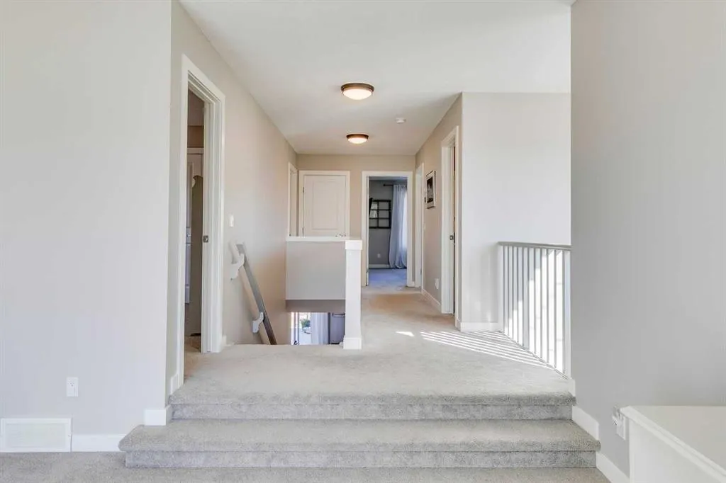 150 Cranbrook Circle SE
