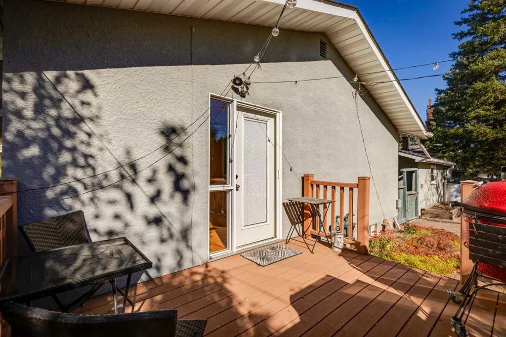 114 Hallbrook Drive SW