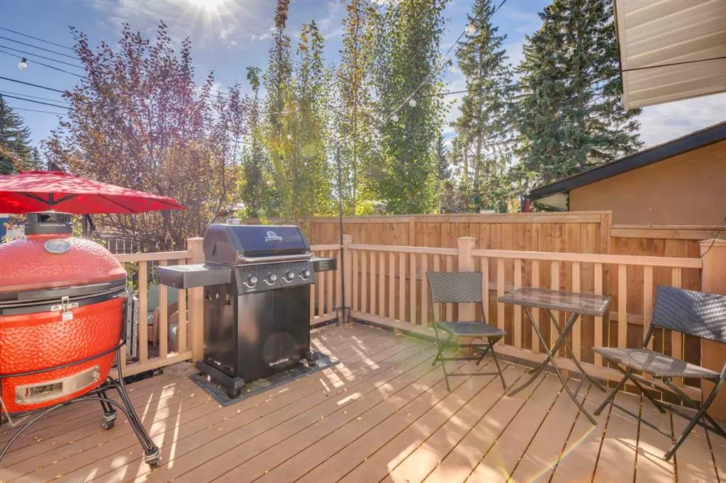 114 Hallbrook Drive SW