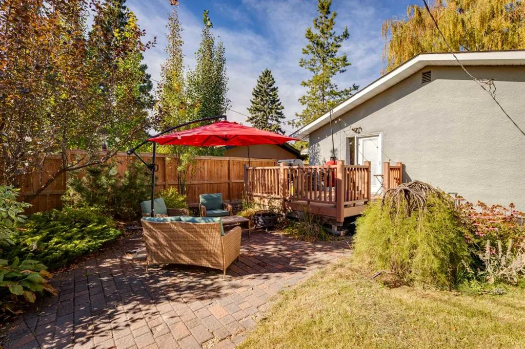 114 Hallbrook Drive SW