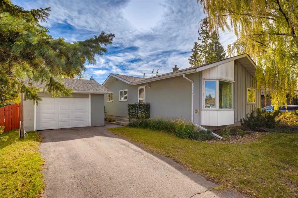 114 Hallbrook Drive SW