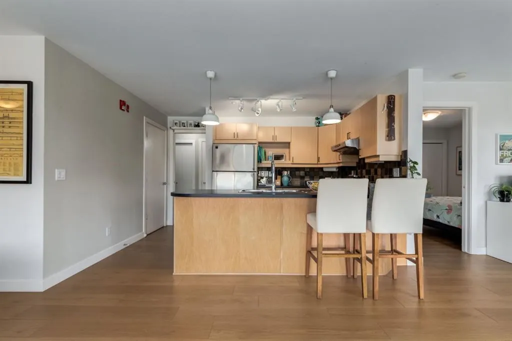 603 7 Avenue NE, #305