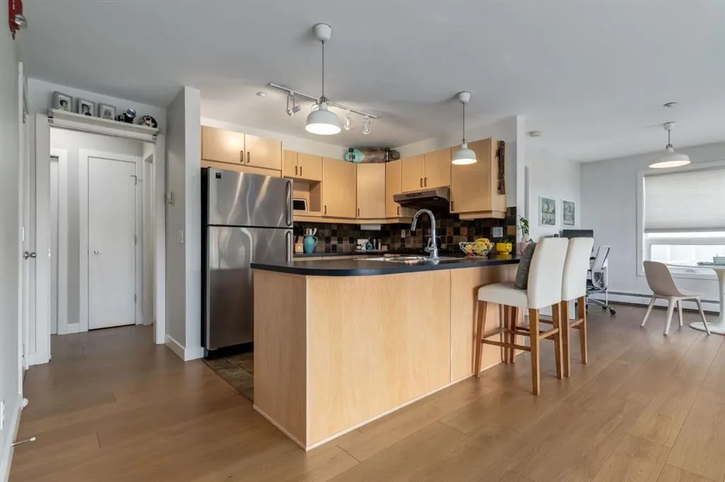 603 7 Avenue NE, #305