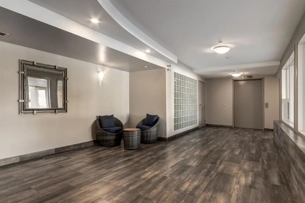 603 7 Avenue NE, #305
