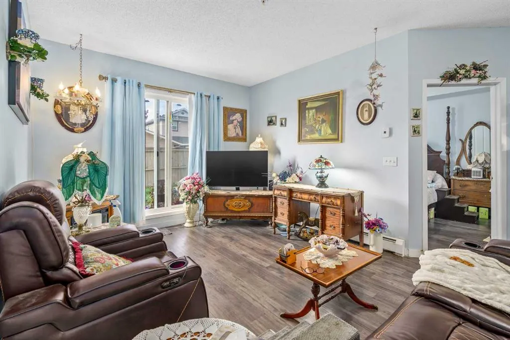 1140 Taradale Drive NE, #1116