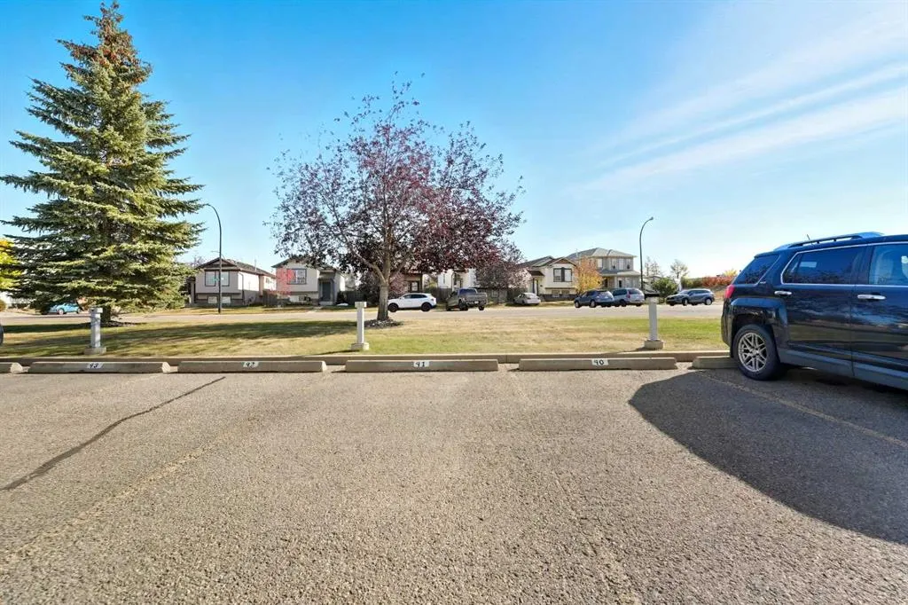 20 Jacobs Close, #41