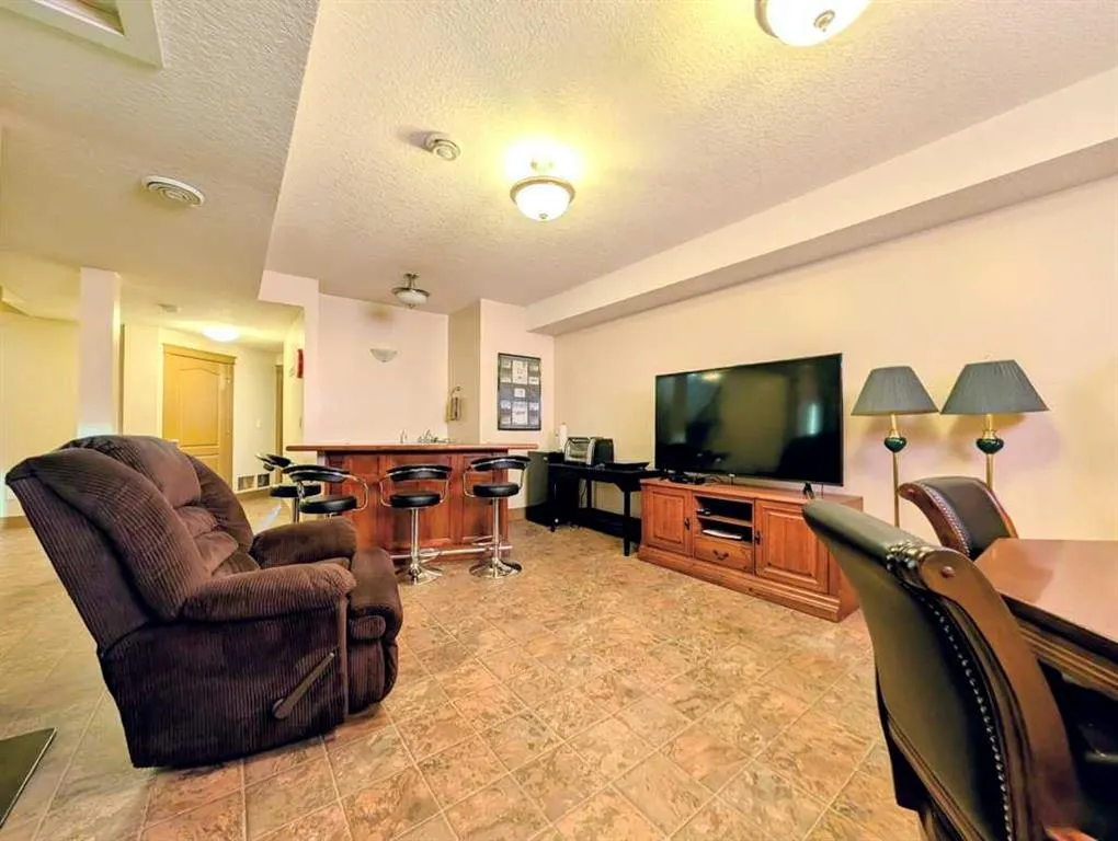37 Poplar Estates Road