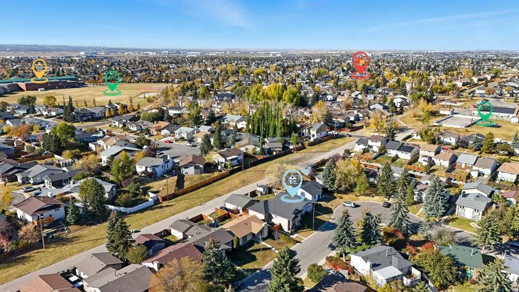 108 Falchurch Crescent NE