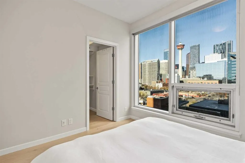 1320 1 Street SE, #609