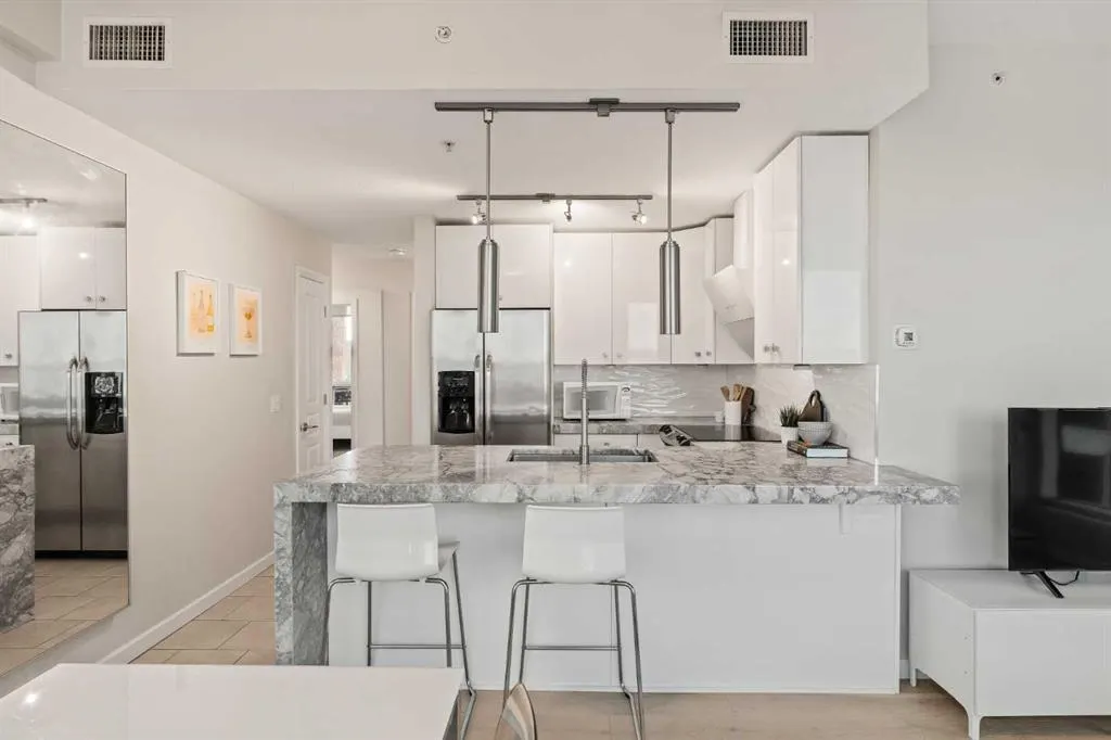 1320 1 Street SE, #609