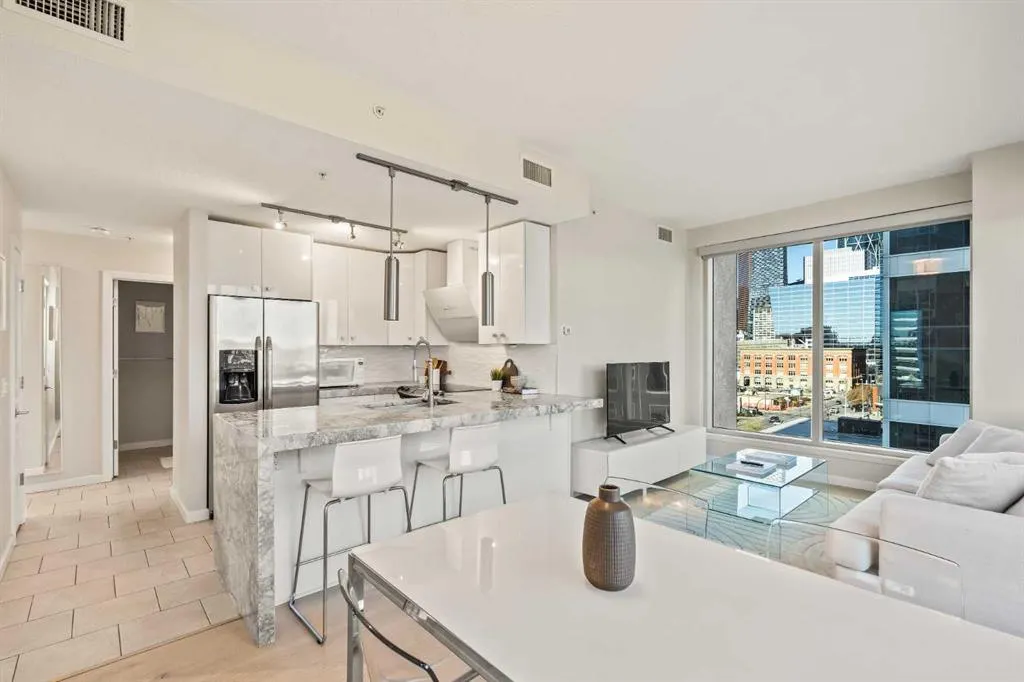 1320 1 Street SE, #609