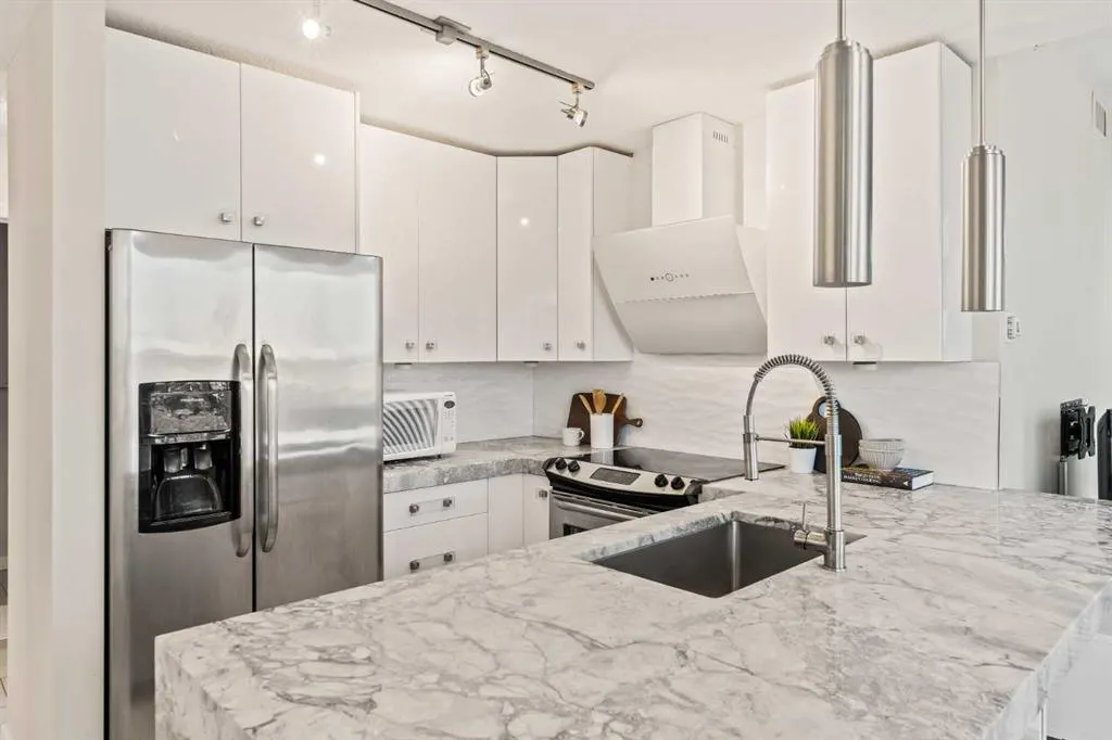 1320 1 Street SE, #609