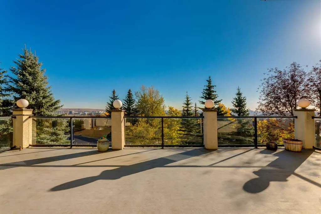 14 Patina Lane SW