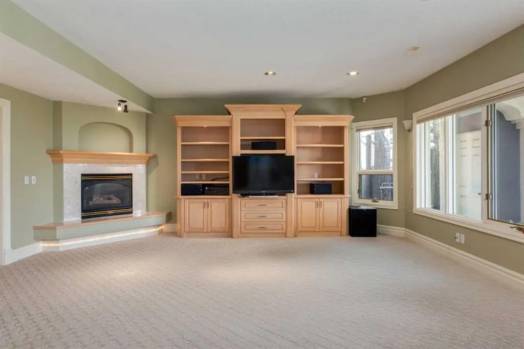 14 Patina Lane SW