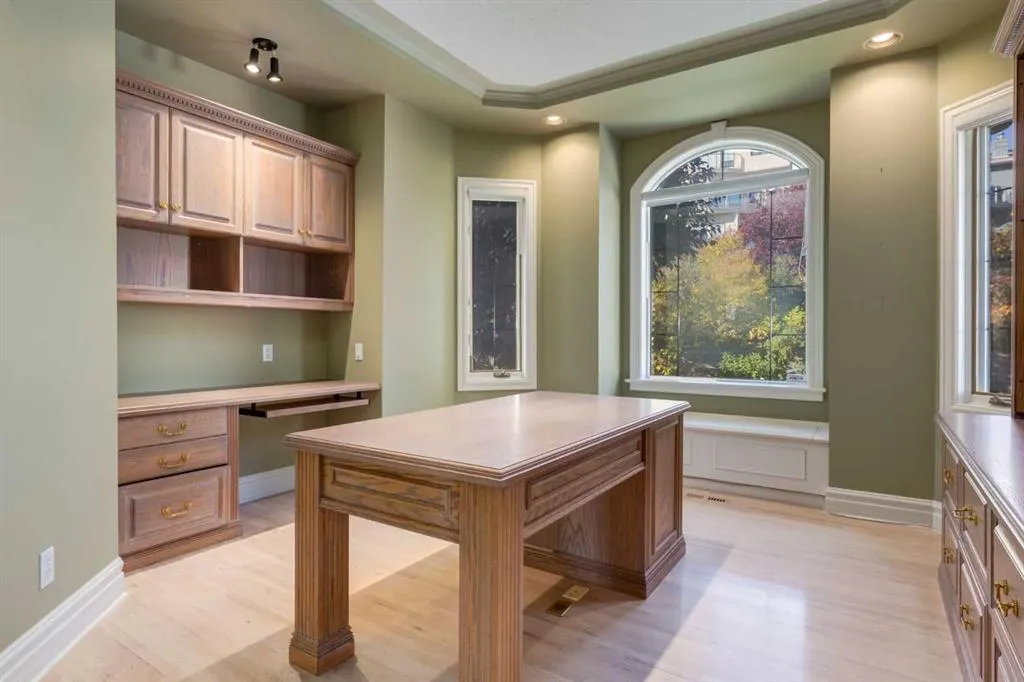 14 Patina Lane SW