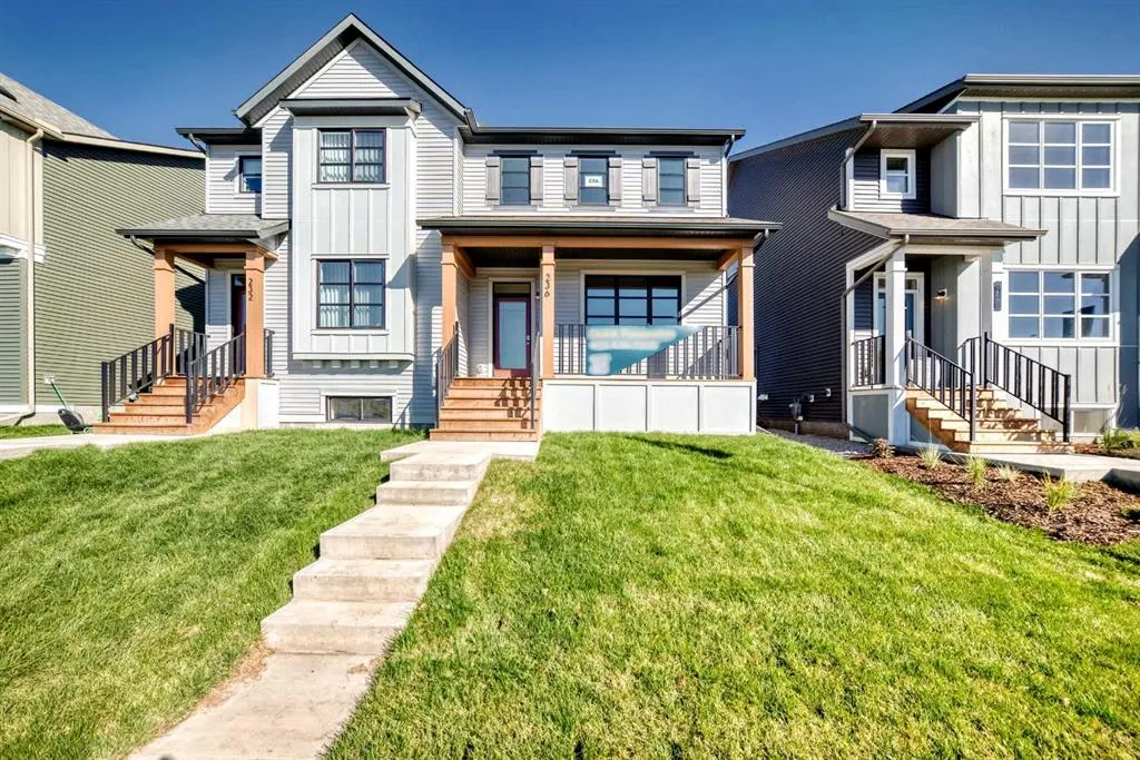 236 Rangeview Way SE