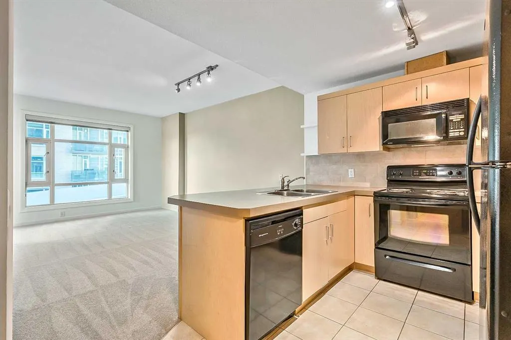 1410 1 Street SE, #407