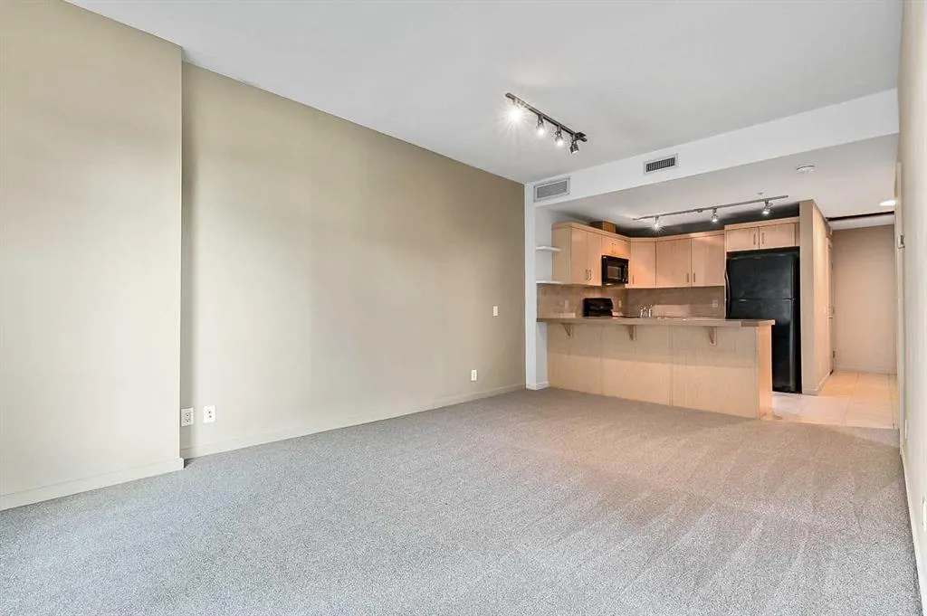 1410 1 Street SE, #407