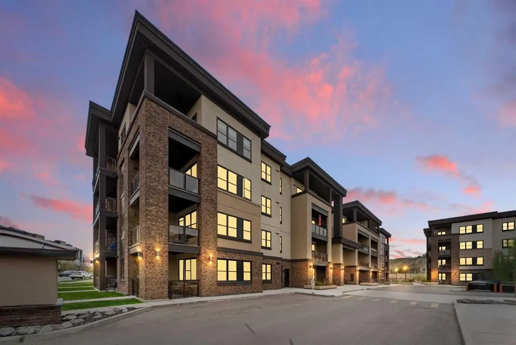 80 Greenbriar Place NW, #1312