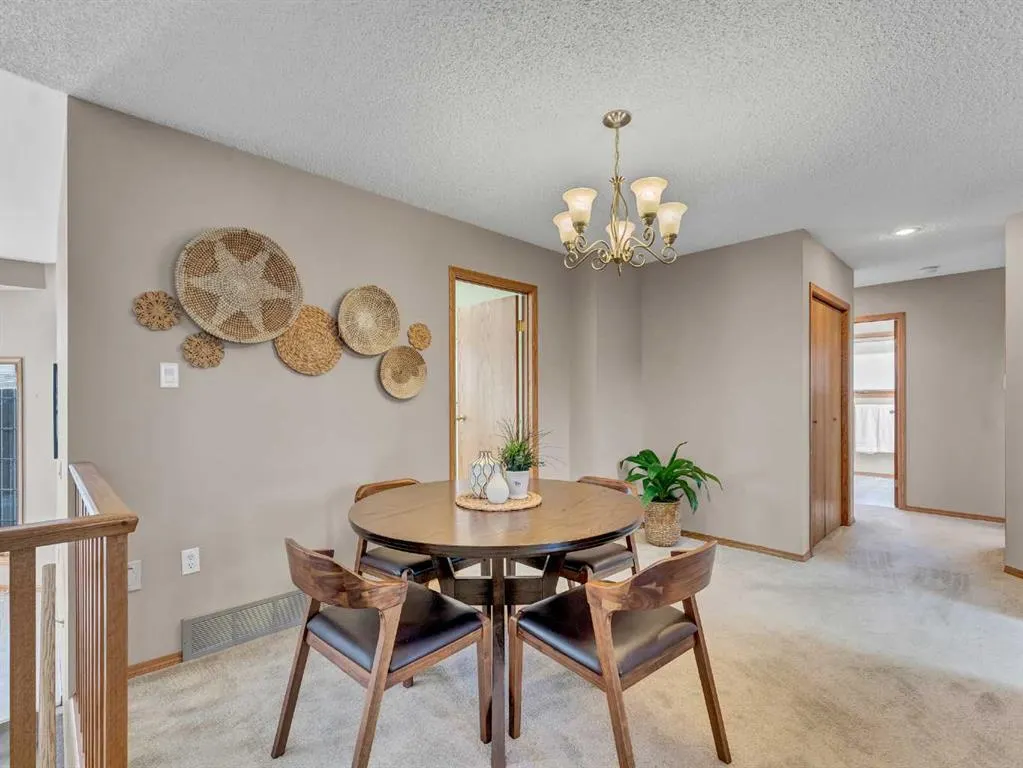 43 Prairie Court NE